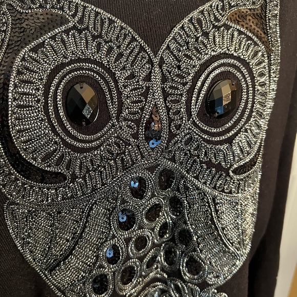 Sweater - Picture 3 of 3